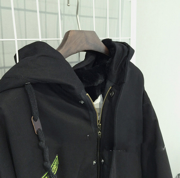 เสื้อคลุมกันหนาวฮู้ดดี้ ทรงโคล่ง สีดำ เท่ๆ ผ้าไม่หนามาก กันหนาวกันลม ซับในขนแมวนุ่มๆ พร้อมส่งจ้า ดำ