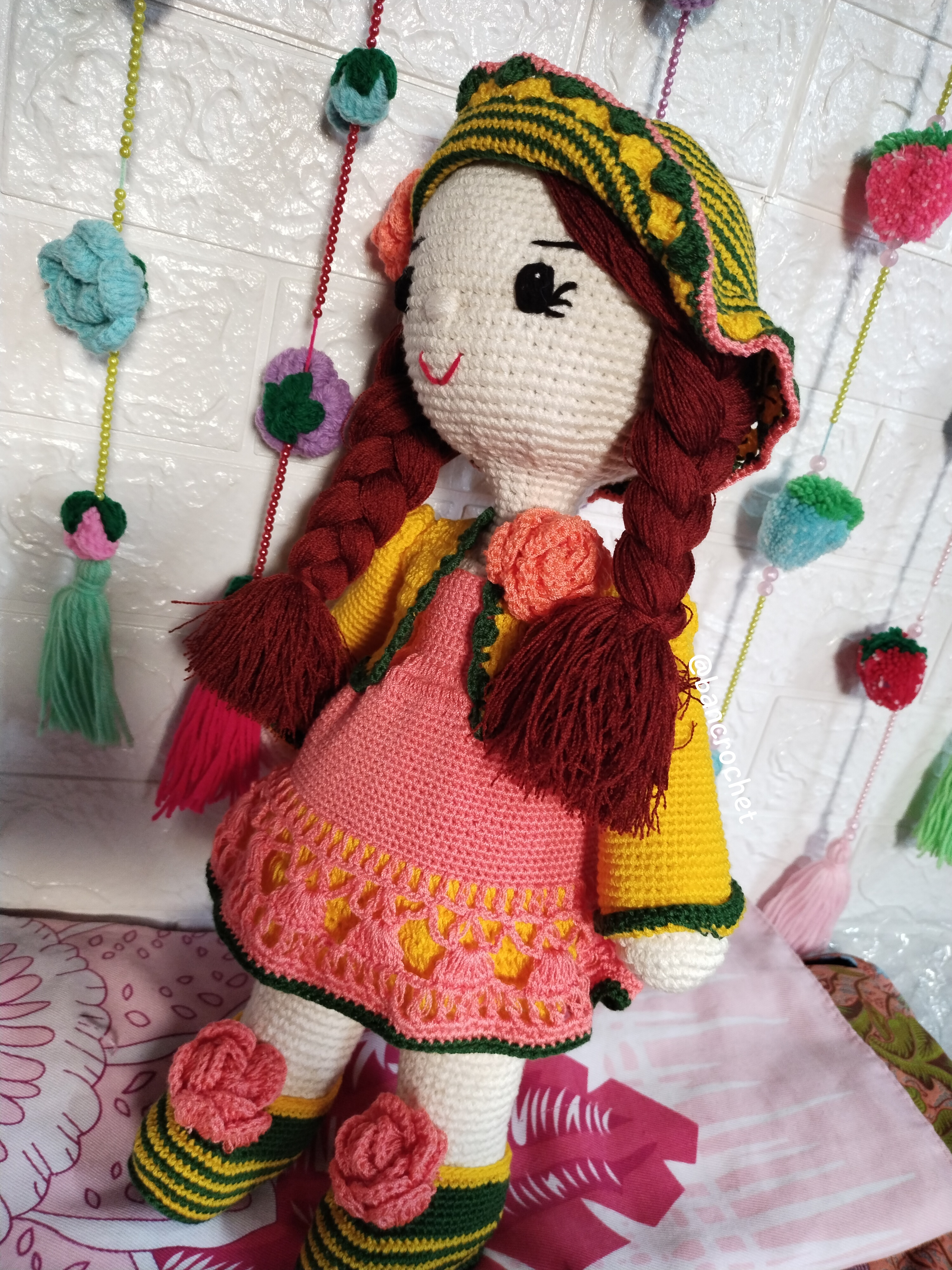 Bancrochet ตุ๊กตาถักโครเชต์รูปคน crochet doll หลากสี 14 inch