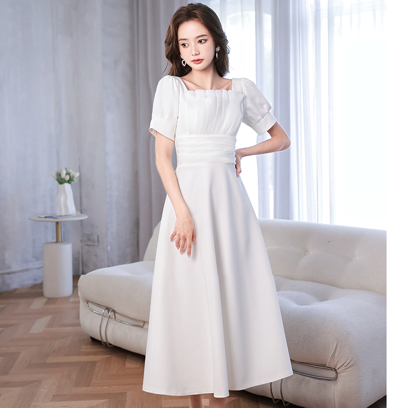 ชุดราตรี ชุดราตรีสวยหรู แบบ ทันสมัย Evening dress
