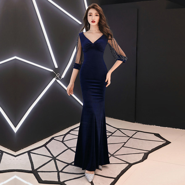 ชุดราตรี ชุดราตรีสวยหรู แบบ ทันสมัย Evening dress