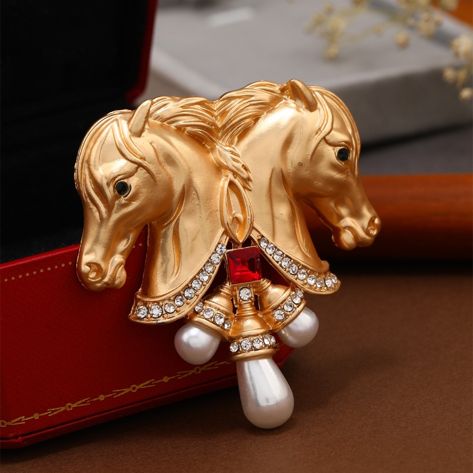 เข็มกลัด เข็มกลัดสวยๆ เข็มกลัดติดเสื้อ Brooch