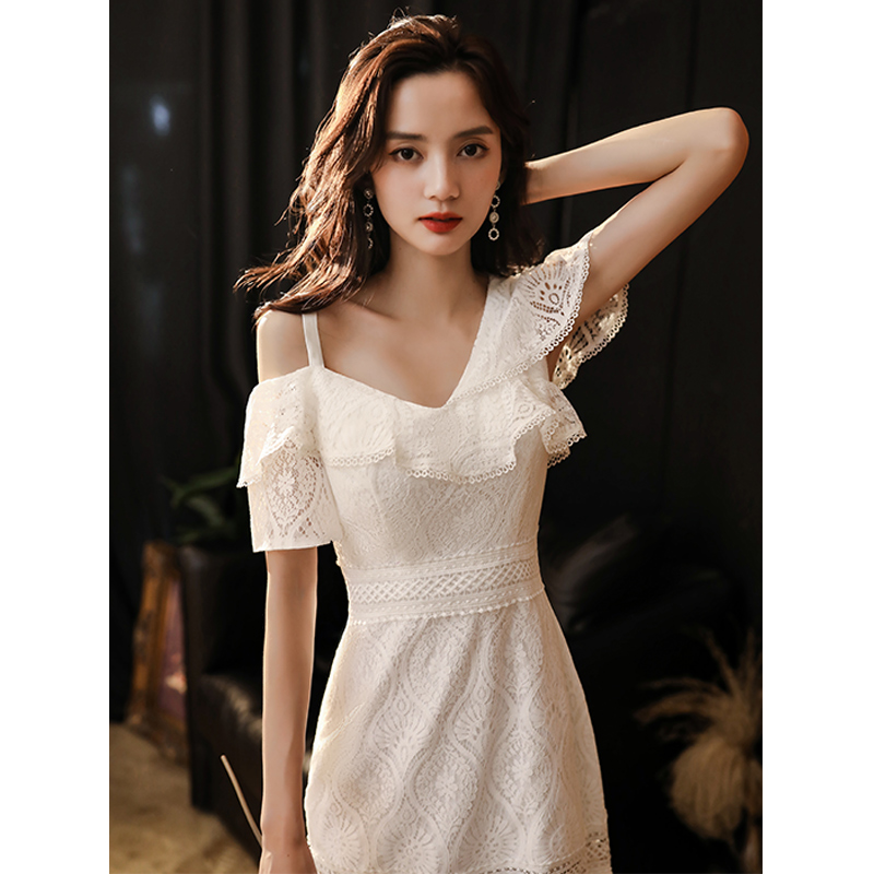 ชุดราตรี ชุดราตรีสวยหรู แบบ ทันสมัย Evening dress