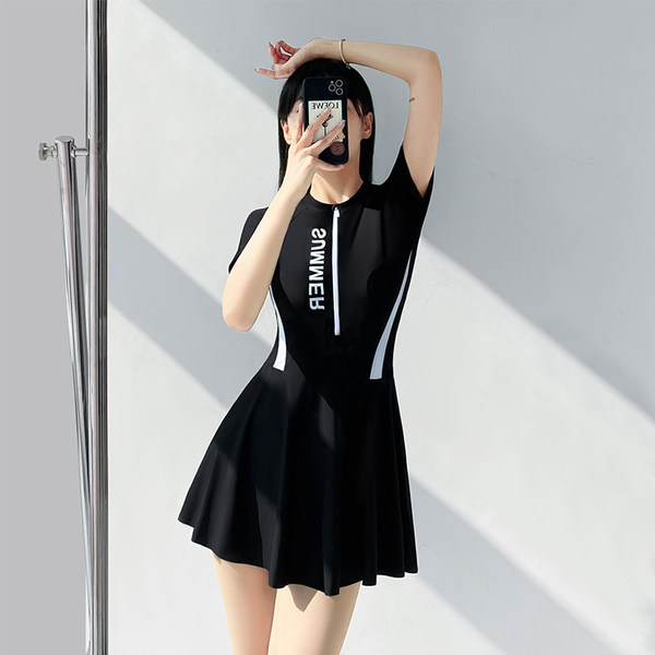 ชุดว่ายน้ำผู้หญิง ชุดว่ายน้ำน่ารัก Bikini ชุดไปทะเล