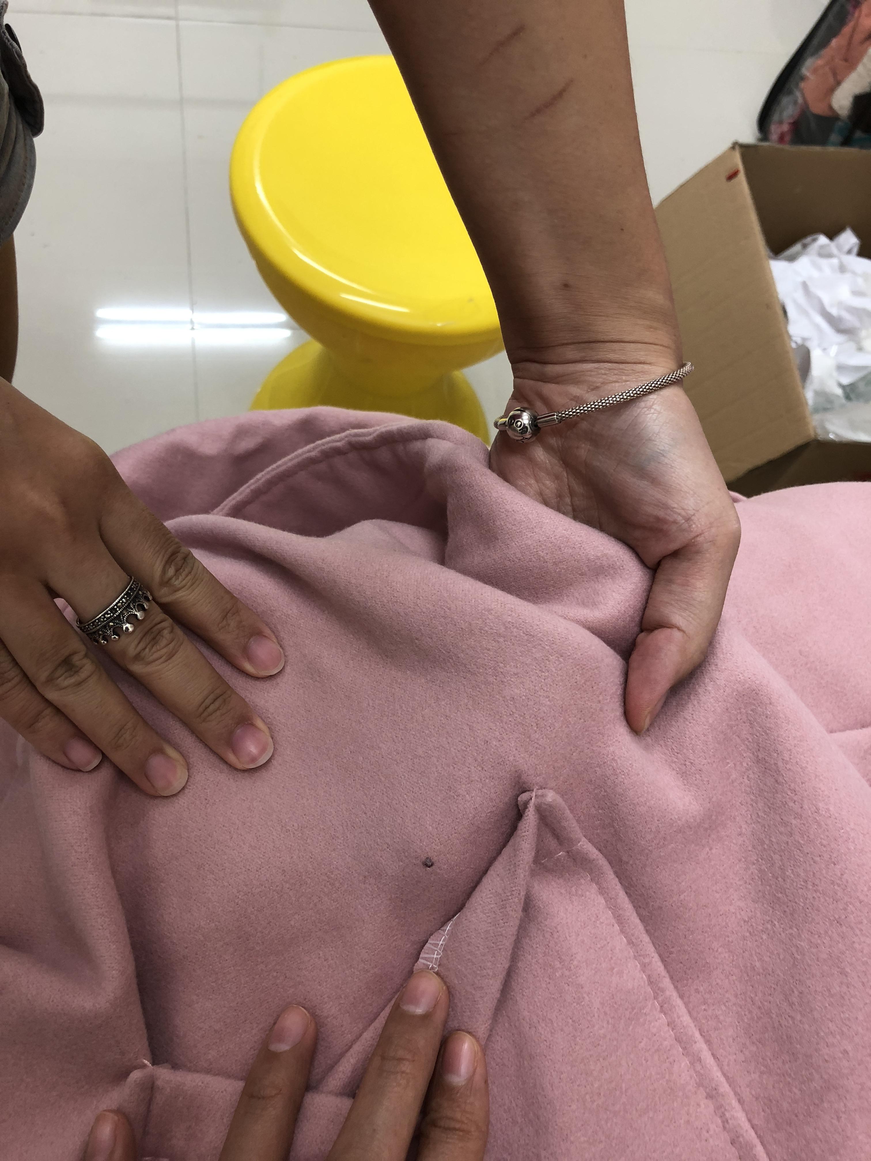 สินค้ามีตำหนิ รอยไหม้จุดเล็กๆ **OverCoat เสื้อโค้ทกันหนาว ทรงโคล่งสีชมพูหม่น ผ้าวูลผสมเนื้อดี บุซับในกันลม พร้อมส่ง same pic