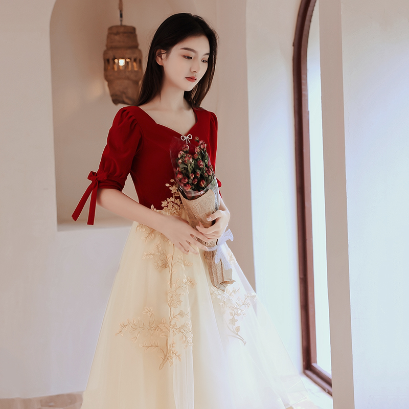 ชุดราตรี ชุดราตรีสวยหรู แบบ ทันสมัย Evening dress