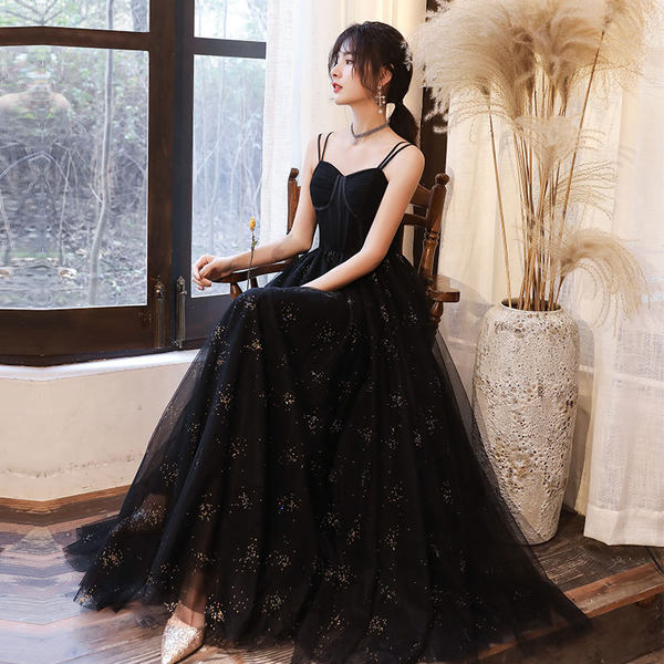 ชุดราตรี ชุดราตรีสวยหรู แบบ ทันสมัย Evening dress