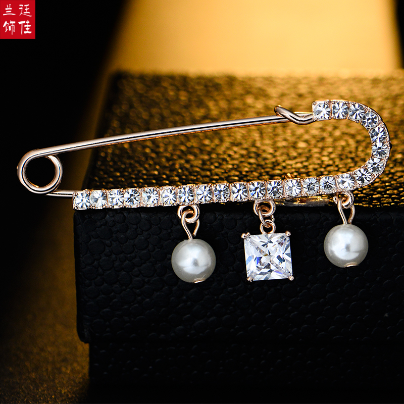 เข็มกลัด เข็มกลัดสวยๆ เข็มกลัดติดเสื้อ Brooch