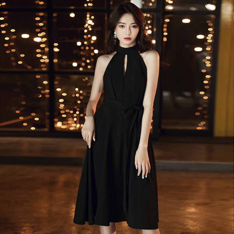 ชุดราตรี ชุดราตรีสวยหรู แบบ ทันสมัย Evening dress
