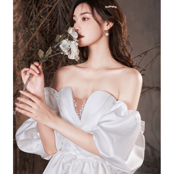 ชุดราตรี ชุดราตรีสวยหรู แบบ ทันสมัย Evening dress