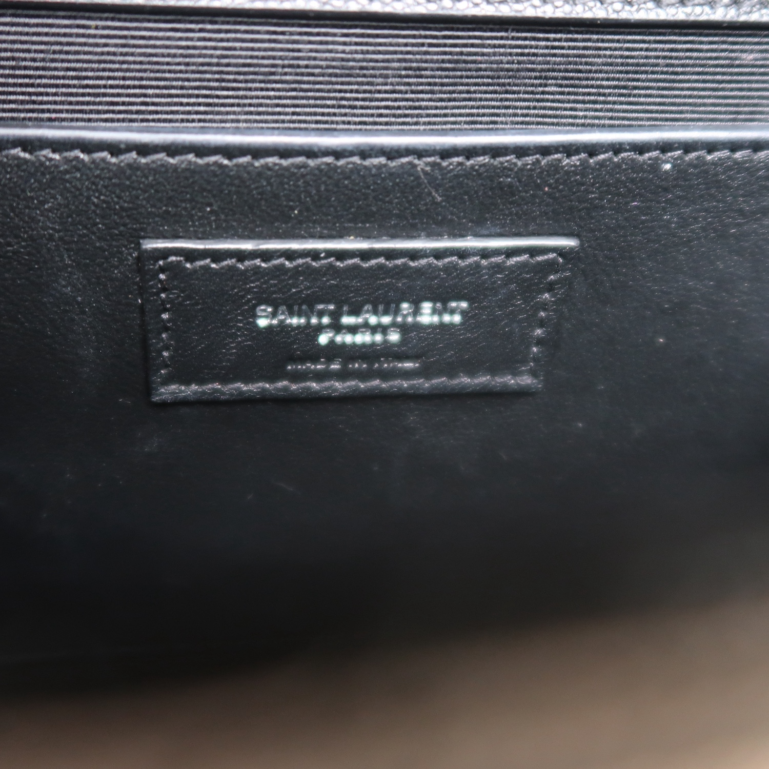 SAINT LAURENT Black Caviar Mix Quilted Envelope Crossbody SHW(ใบEmquartier)