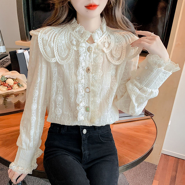 เสื้อลูกไม้ แขนสั้น