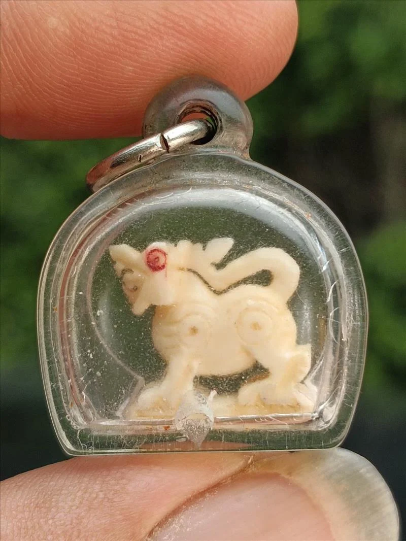 สิงห์หลวงพ่อหอม วัดชากหมาก