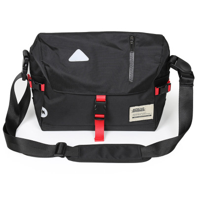 กระเป๋าผู้ชาย กระเป๋าสะพายข้างผู้ชาย