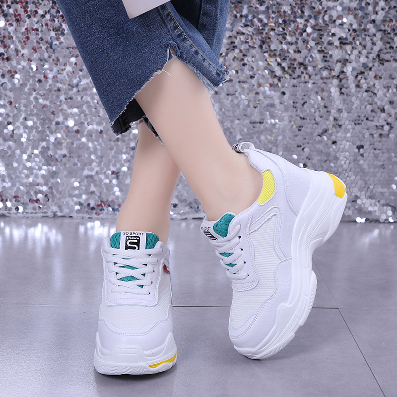 รองเท้าผ้าใบเสริมส้นสูง รองเท้าผ้าใบเสริมส้นสูงสไตล์เกาหลี ส่งฟรี EMS