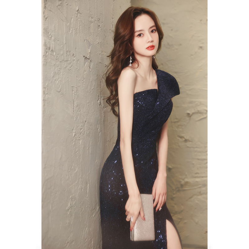 ชุดราตรี ชุดราตรีสวยหรู แบบ ทันสมัย Evening dress