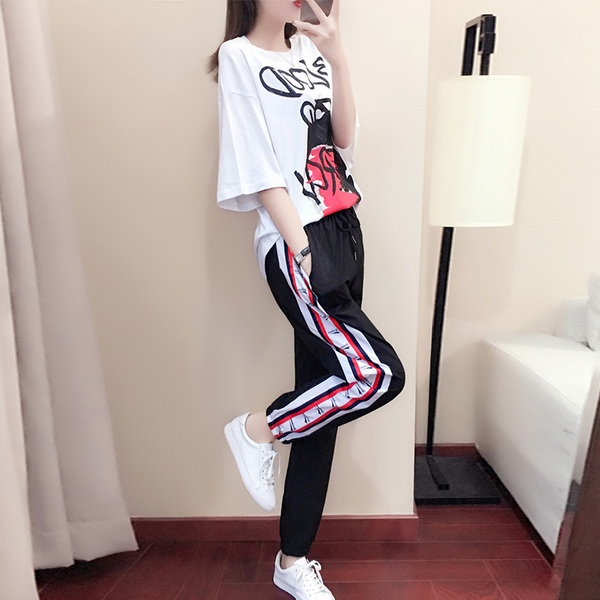 ชุดวอร์ม สูทเกาหลี Jumpsuit ชุดจั้มสูท ชุดเซท 2 ชิ้น ชุดกีฬาผู้หญิง ชุดออกกำลังกาย เสื้อกันหนาว ชุดวอร์มคู่