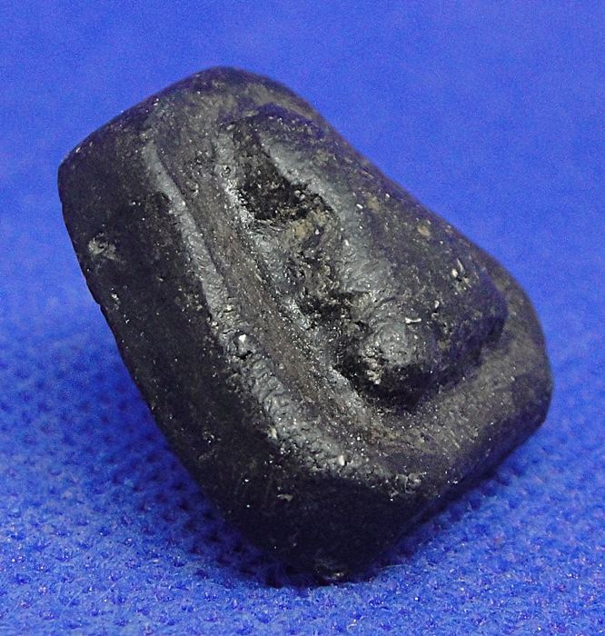 พระปิดตาหลวงปู่เฮี้ยง วัดป่า