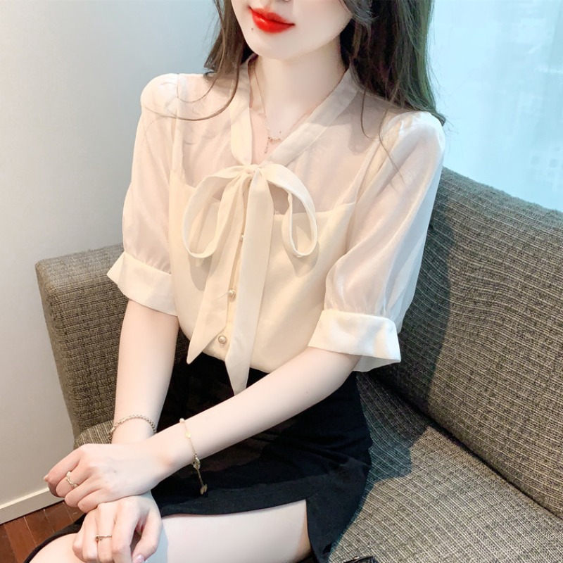 เสื้อเชิ้ตผู้หญิงแขนยาว เสื้อเชิ้ตผู้หญิงใส่ทํางาน 390 บาทต่อชิ้น ฟรีค่าจัดส่ง