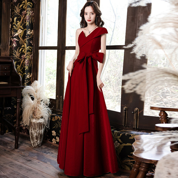 ชุดราตรี ชุดออกงาน ดีไซน์หรู แบรนด์ Angel
