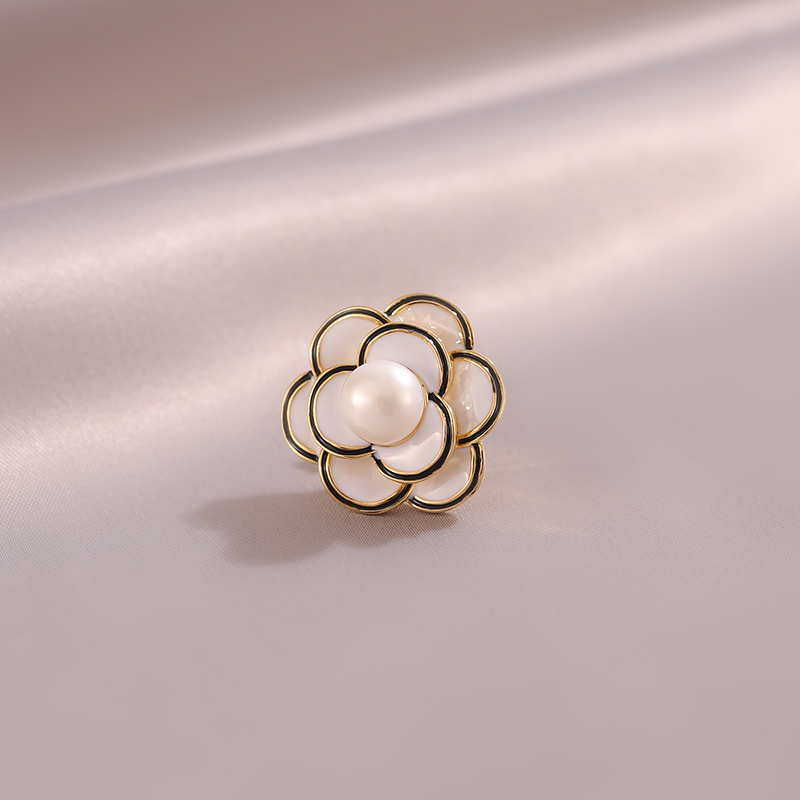 เข็มกลัด เข็มกลัดสวยๆ เข็มกลัดติดเสื้อ Brooch