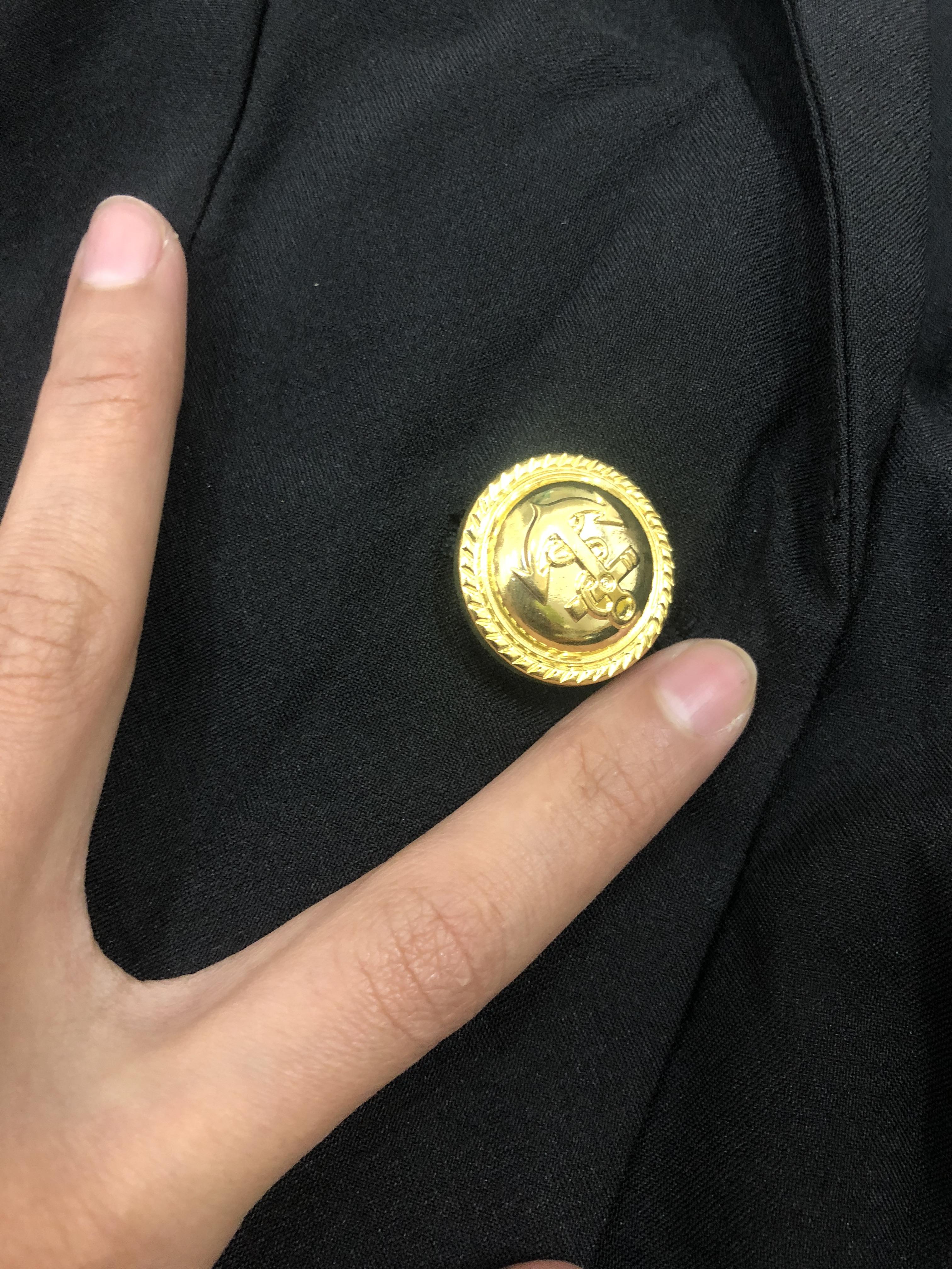 สูท สีดำ ทรงสวย แต่งชายเอวระบายเป็นชั้น เพิ่มความหวาน ดูมีเอว พร้อมส่ง Black