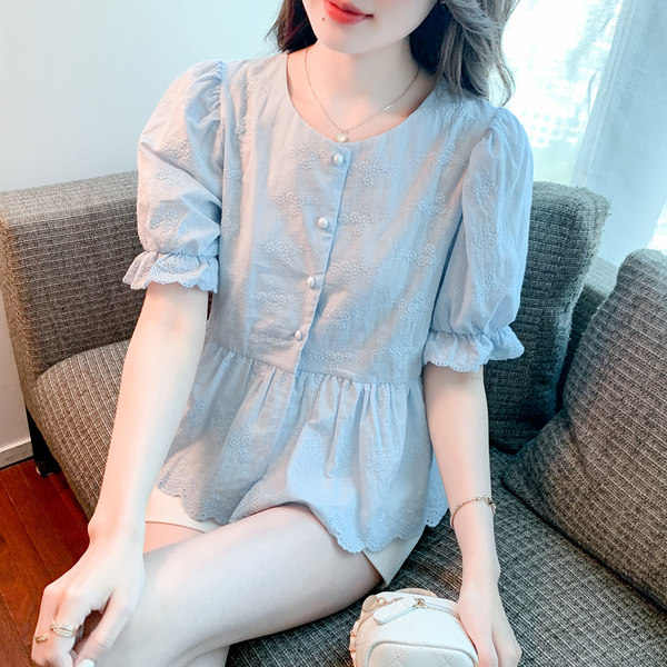 เสื้อลูกไม้ แขนสั้น