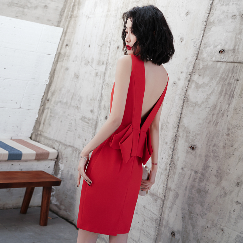 ชุดราตรี ชุดราตรีสวยหรู แบบ ทันสมัย Evening dress