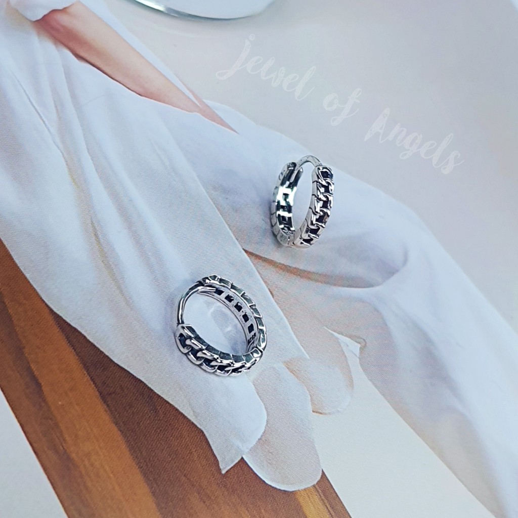 ต่างหูเงินแท้ S925 รุ่น Blithe ต่างหูห่วงเชือกวินเทจสีเงินรมดำ สูง11mm เงินแท้ทั้งชิ้น Silver925 ต่างหูผู้ชาย