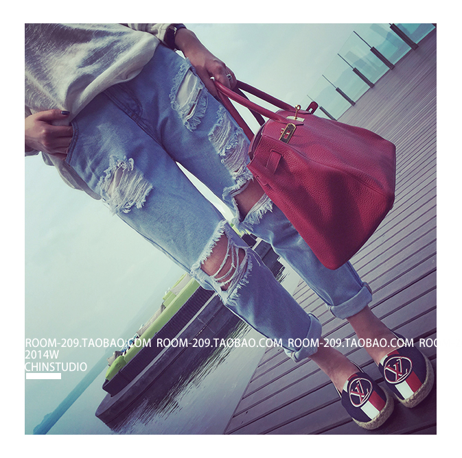 กางเกงยีนส์ แต่งขาดๆ แนวๆ เท่ๆ พร้อมส่ง same pic