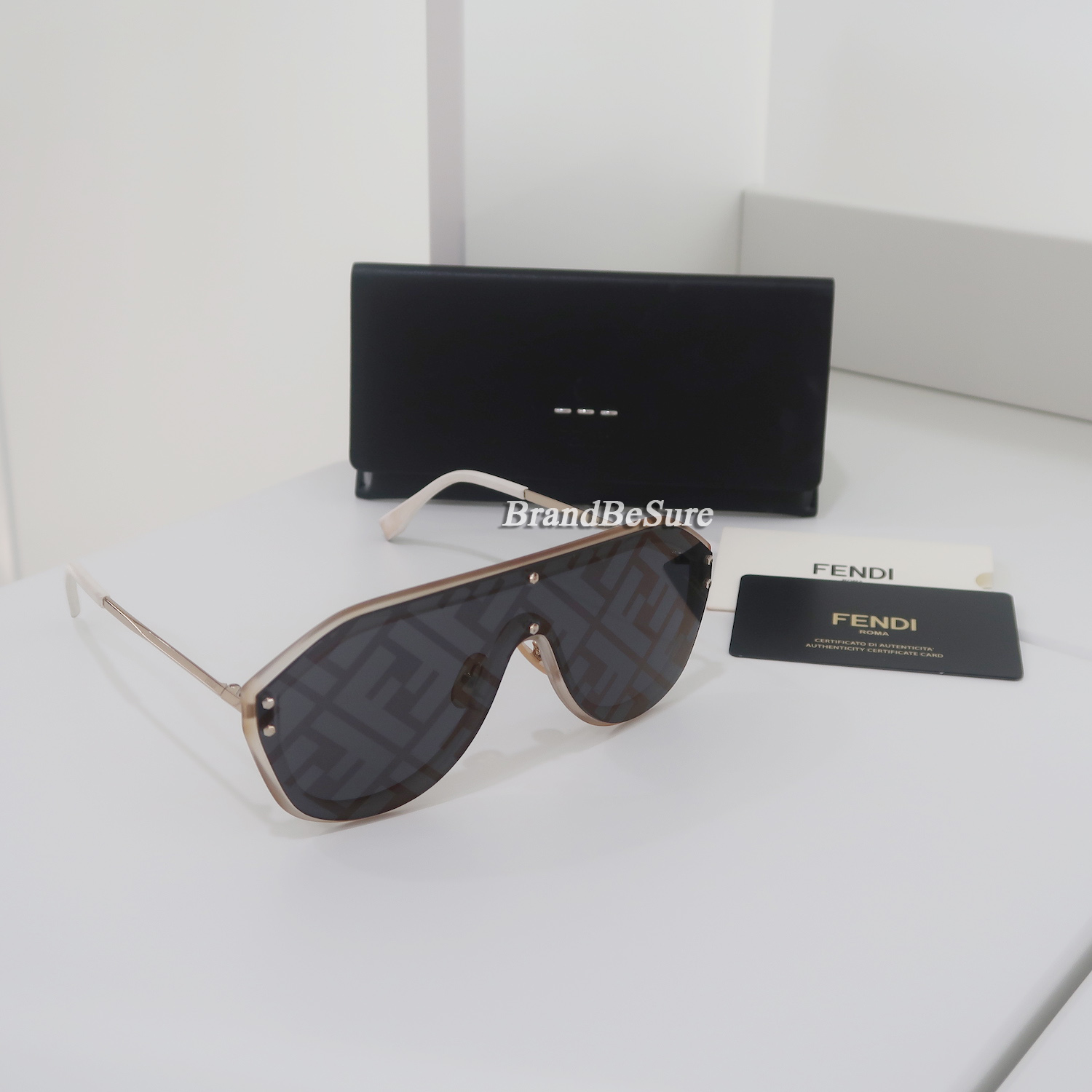 Fendi FF Logo Sunglasses M0039