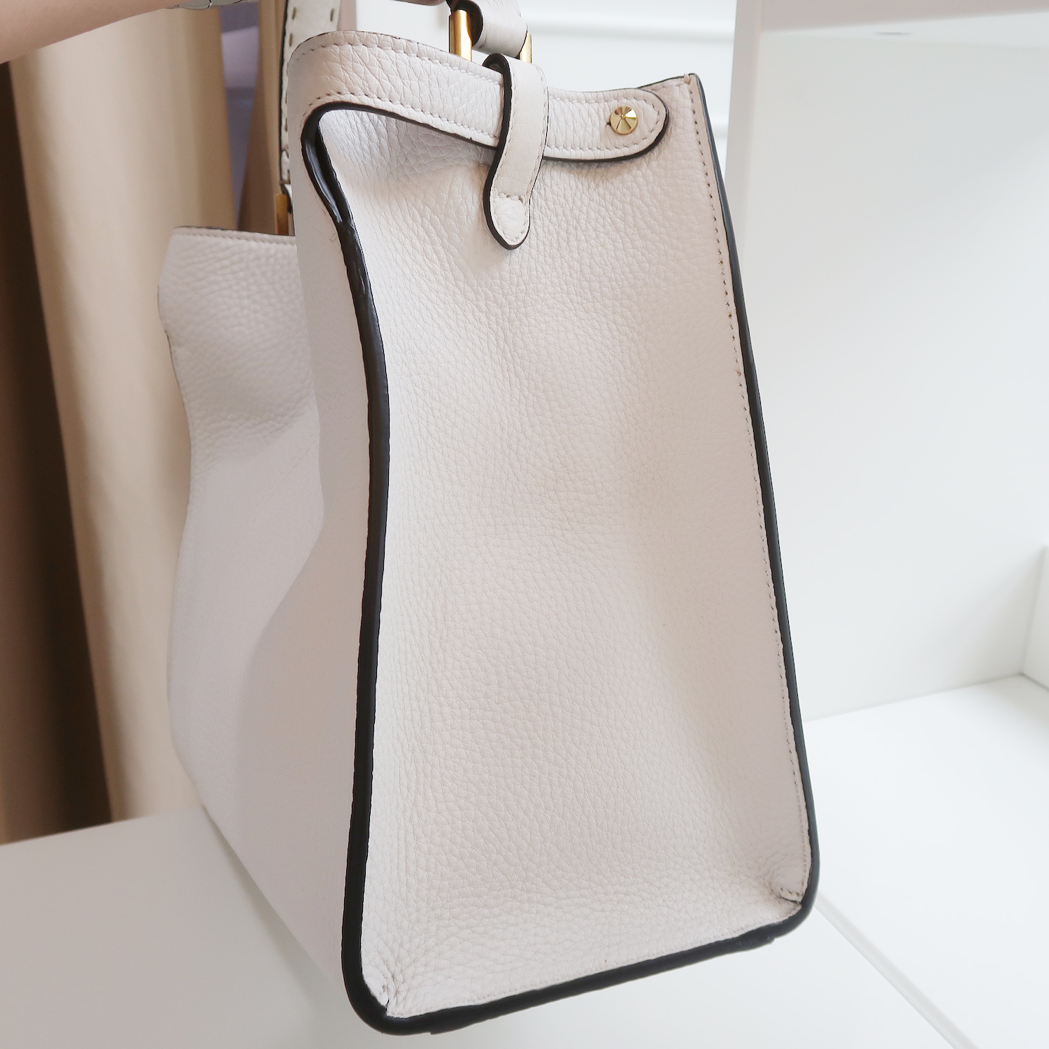 Fendi White Grained Calfskin X-Lite Peekaboo Medium GHW