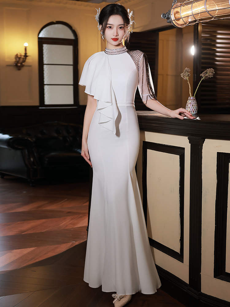 ชุดราตรี ชุดราตรีสวยหรู แบบ ทันสมัย Evening dress