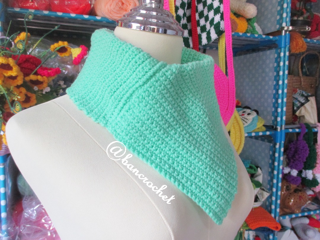Bancrochet ผ้าคลุมคอถักโครเชต์ แบบสวม Crochet cowl เขียวมิ้นท์ inch