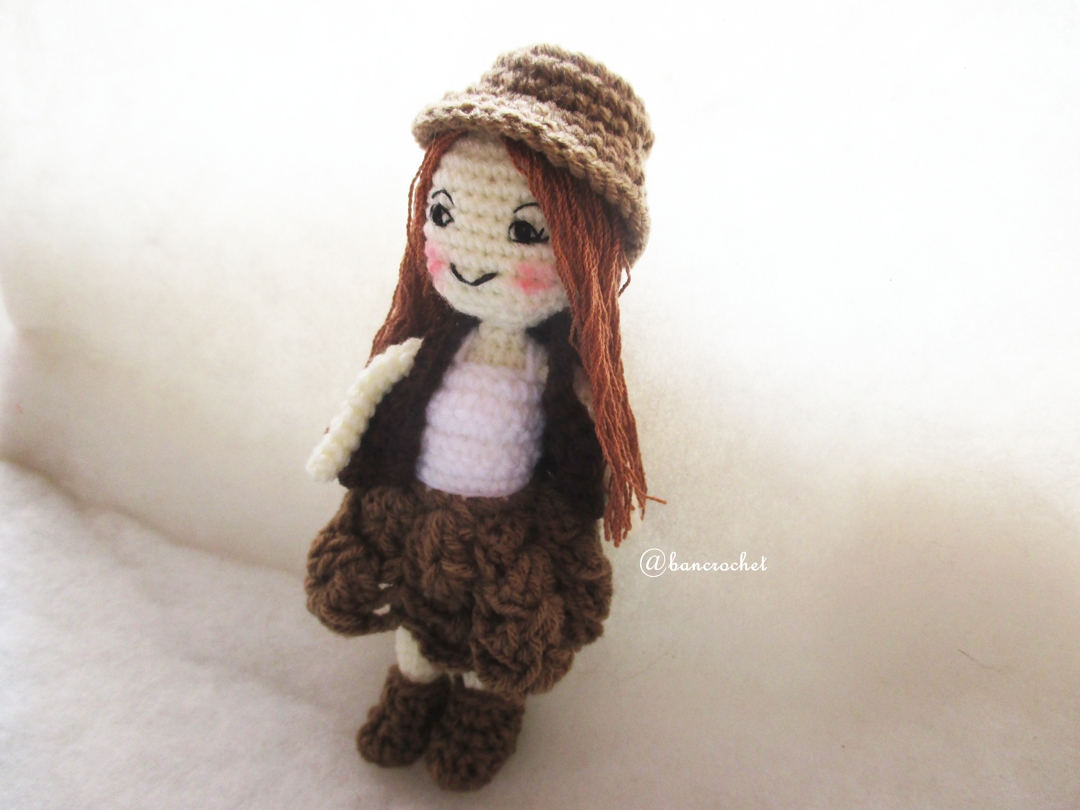 ตุ๊กตาเด็กผู้หญิงถัก ขนาด 7 นิ้ว girl amigurumi crochet dolls