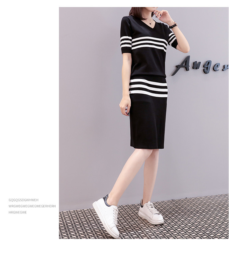 Set_bs1731 ชุดเซ็ทไหมพรม 2 ชิ้น(เสื้อ+กระโปรง) เสื้อคอวี+กระโปรงทรงเข้ารูป งานไหมพรมเนื้อนุ่มเนียนมีน้ำหนักยืดหยุ่นสูง
