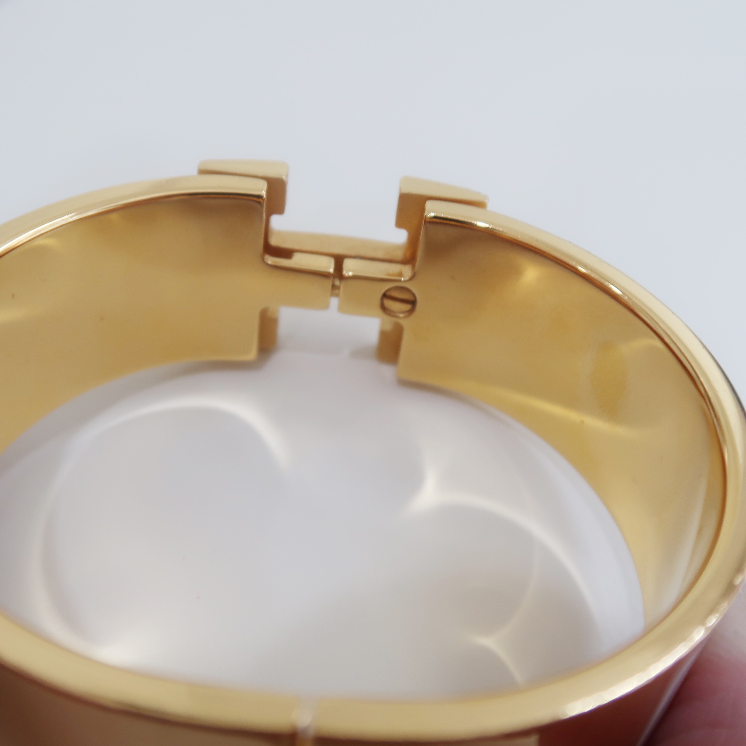 Hermes White Enamel Clic Clac H Bracelet Medium PM