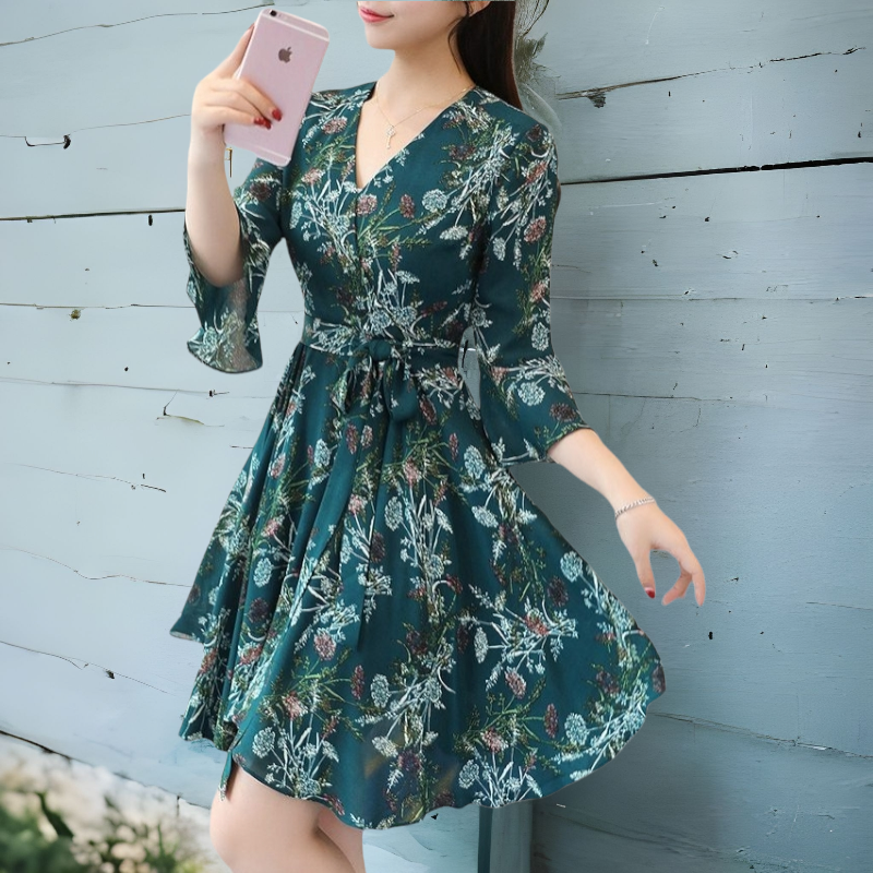 Dress4461 เดรสลายดอกไม้สีเขียวเข้ม คอวีป้าย แขนสามส่วนระบาย ซิปหลังใส่ง่าย มีซับในอย่างดีทั้งชุด มีผ้าผูกเอว ผ้าชีฟองเกรดพรีเมียมเนื้อดีหนามีน้ำหนักทิ้งตัว งานดีทรงดีสีสวย เรียบหรูดูแพง ใส่เที่ยว/ใส่ทำงานได้