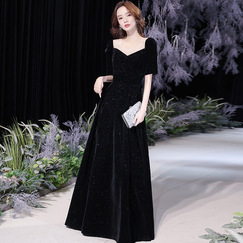 ชุดราตรี ชุดราตรีสวยหรู แบบ ทันสมัย Evening dress