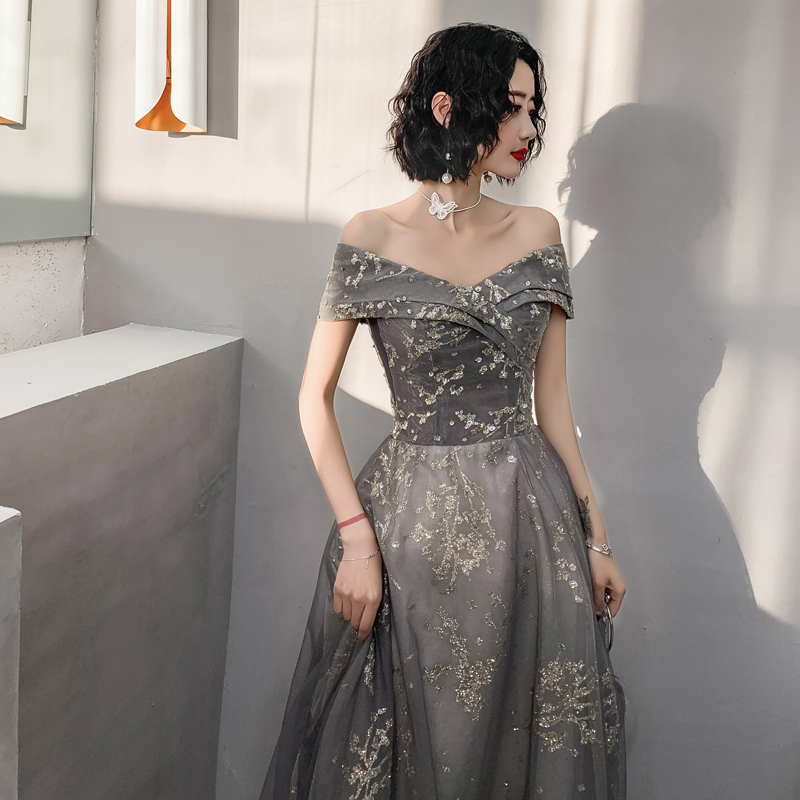 ชุดราตรี ชุดราตรีสวยหรู แบบ ทันสมัย Evening dress