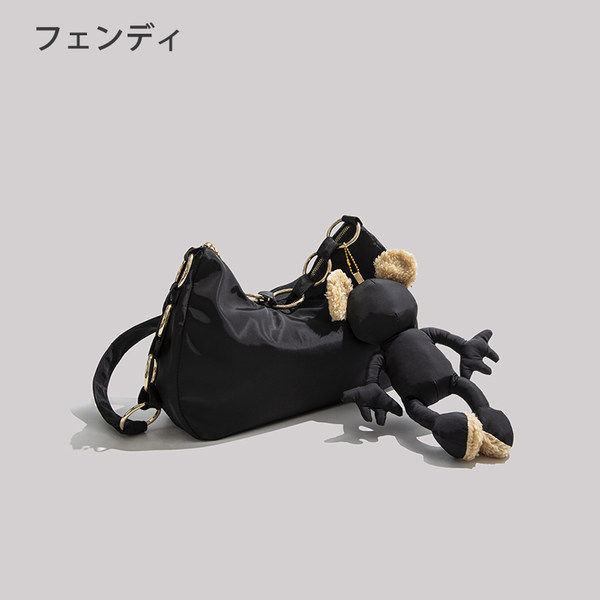 กระเป๋าสะพายข้างผู้หญิง กระเป๋าสะพายสไตล์เกาหลี By Japanese フェンディ authentic bag