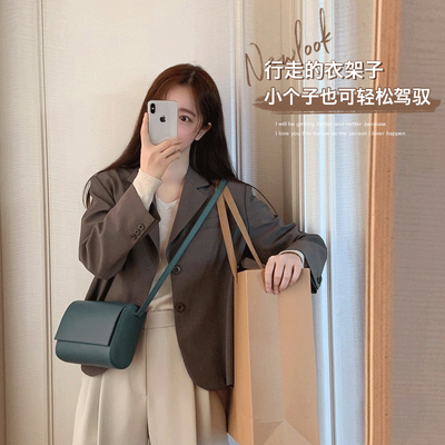 เสื้อสูท ชุดสูททำงานผู้หญิง