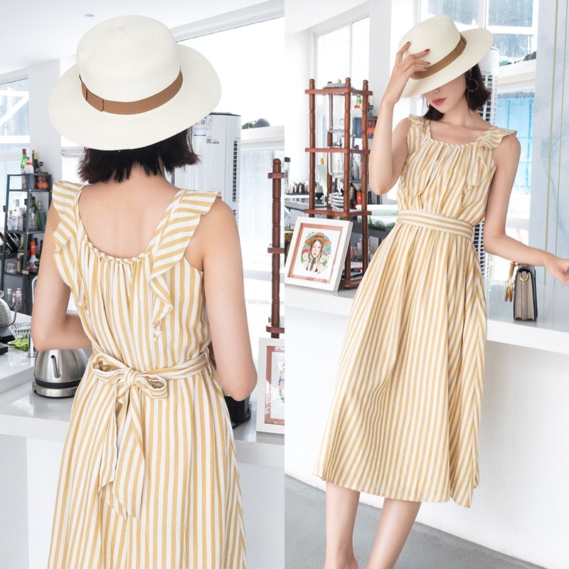 Dress4597 เดรสยาวทรงปล่อยลายทางโทนสีขาวเหลืองมัสตาร์ด สายบ่าแต่งระบาย มีผ้าผูกเอว ผ้าลินินเนื้อดี