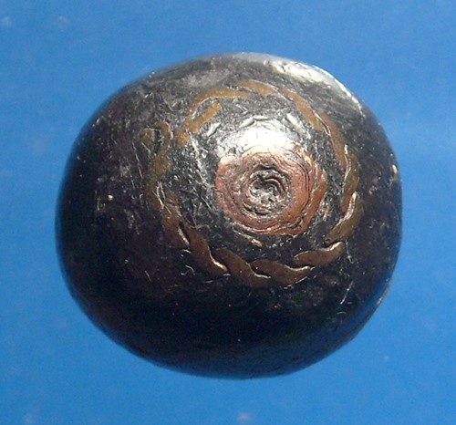 ลูกอมเก่า