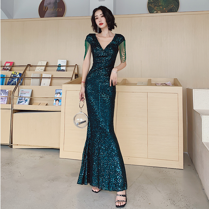 ชุดราตรี ชุดราตรีสวยหรู แบบ ทันสมัย Evening dress