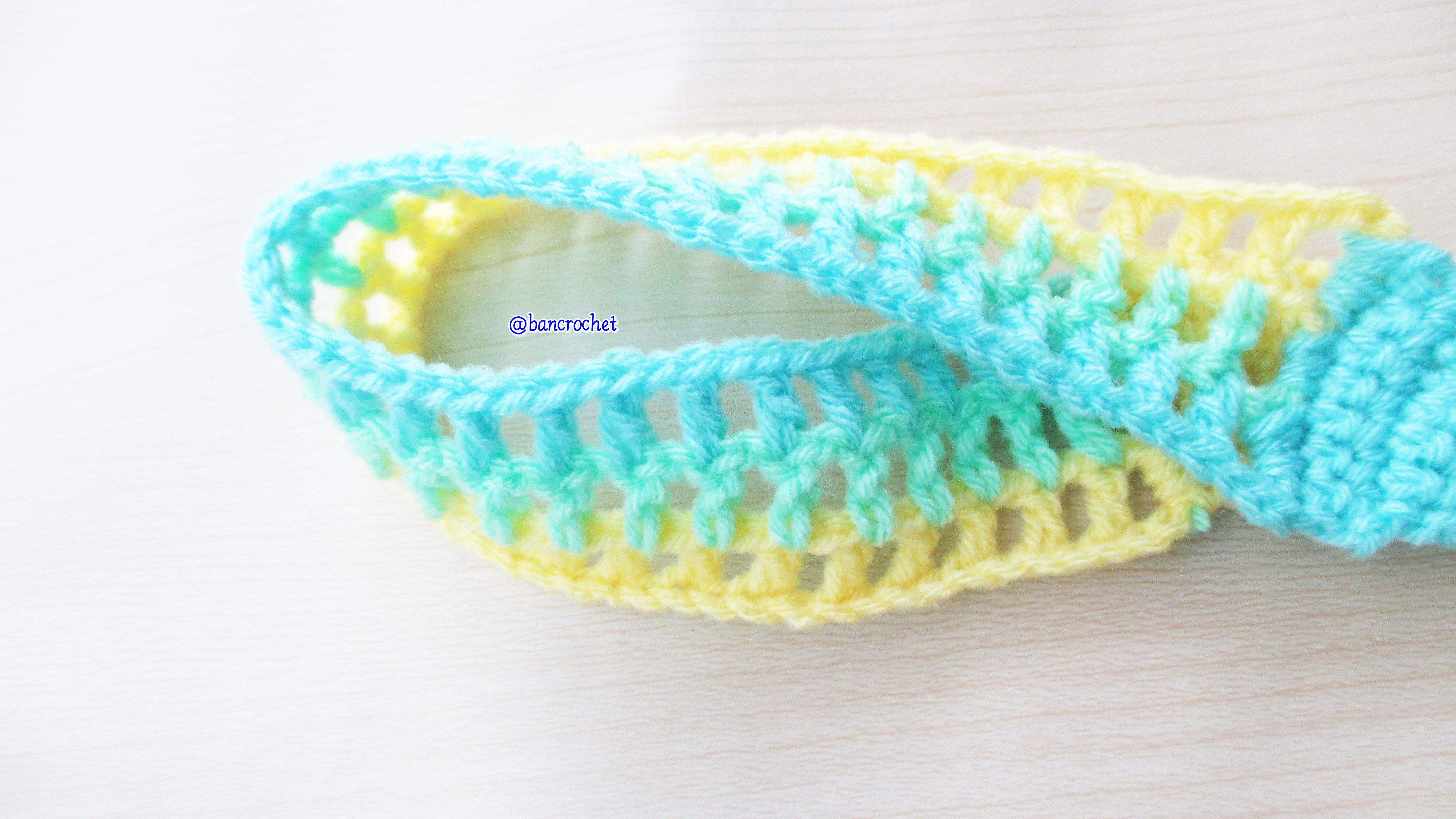Bancrochet ที่คาดผมถักโครเชต์ สลับสีสดใส Crochet Headband หลากสี 1-1.5*13 inch