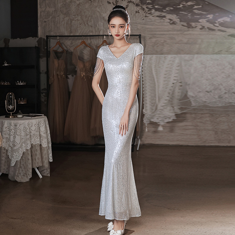 ชุดราตรี ชุดราตรีสวยหรู แบบ ทันสมัย Evening dress