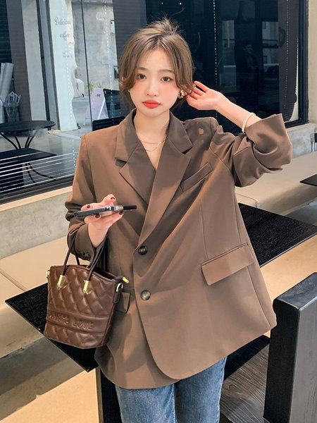 เสื้อโค้ท เสื้อโค้ทกันหนาว เสื้อโค้ทใส่เที่ยวต่างประเทศ ยี่ห้อ: Qianziqian