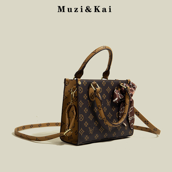 กระเป๋าสะพายข้างผู้หญิง กระเป๋าสะพายสไตล์เกาหลี By Muzi&Kai