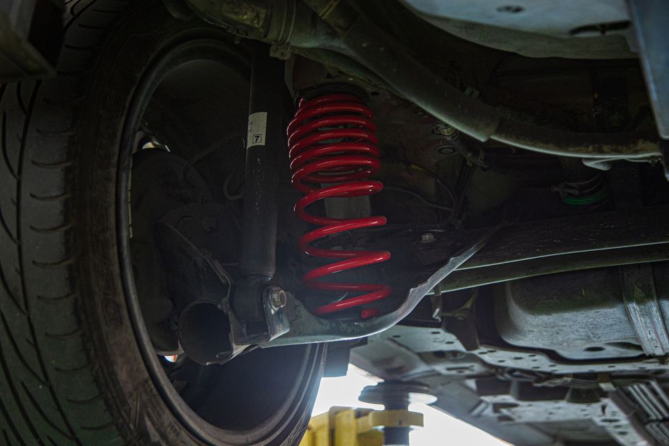 YSS สปริงรถยนต์ Mazda2 SkyActive ปี 15-20 (เครื่องเบนซิน)