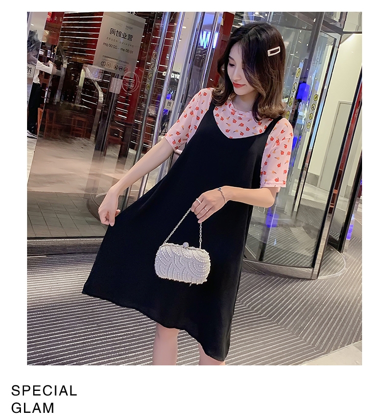 Dress4614 ชุดเดรสกระโปรงทรงปล่อยสีดำซิปหลังผ้าโพลีเนื้อดี พร้อมเสื้อตัวในลายดอกไม้โทนสีส้มผ้าเนื้อดียืดหยุ่นสูง งานสวยน่าใส่ ผ้านุ่มใส่สบาย แมทช์ได้ลงตัว ใส่เที่ยว/ใส่ทำงานได้